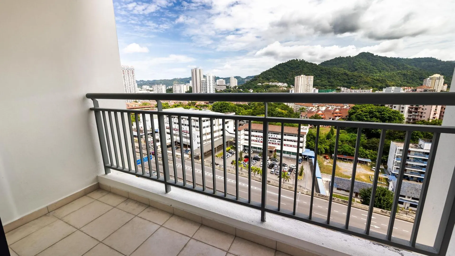 The Sun Executive #Bayanlepas #Queensbaymall #13 Bayan Lepas 0*,  Malaysia